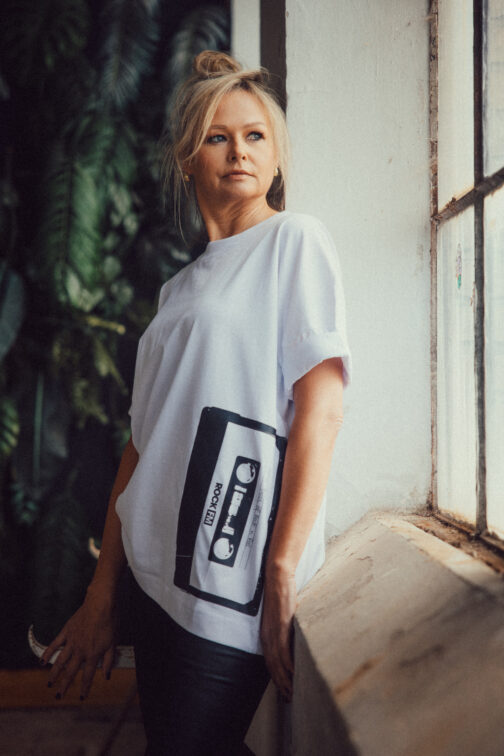 Oversize-Shirt - casette big - white – Bild 2